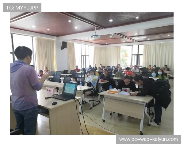 专家提醒：学校不得与无合法资质机构合作开展收费培训